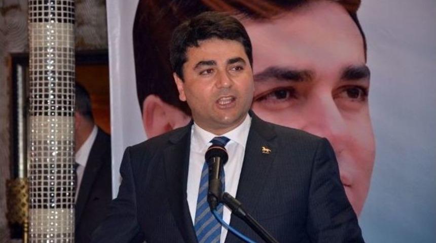 Demokrat Parti Ege Adayları Coşkuyla Tanıtıldı