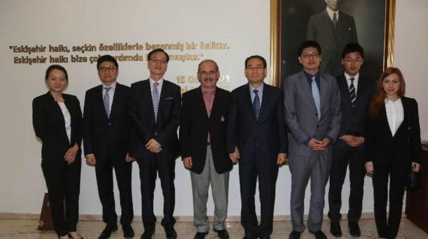 G&uuml;ney Kore Ankara B&uuml;y&uuml;kel&ccedil;isi Yunsoo&rsquo;dan Başkan B&uuml;y&uuml;kerşen&rsquo;e Ziyaret