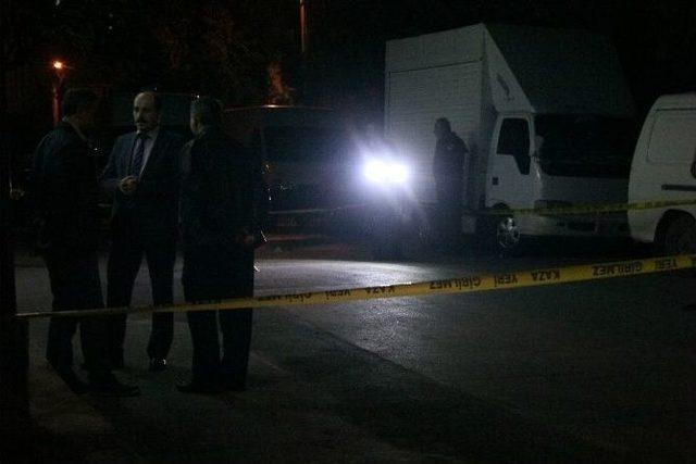 İzmir&rsquo;de Pompalı Dehşeti: 1 &Ouml;l&uuml;, 1 Yaralı 2