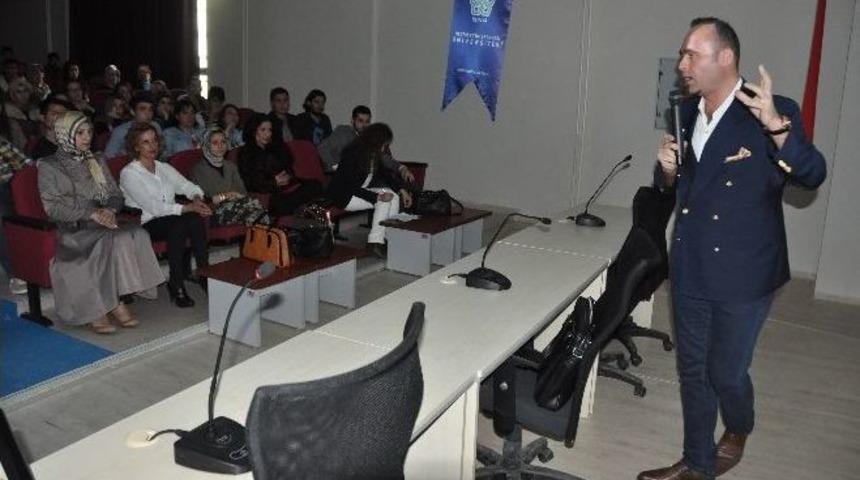 Ne&uuml;&rsquo;de &ldquo;ge&ccedil;mişten G&uuml;n&uuml;m&uuml;ze Canlılığın Tarihi&rdquo; Konulu Konferans