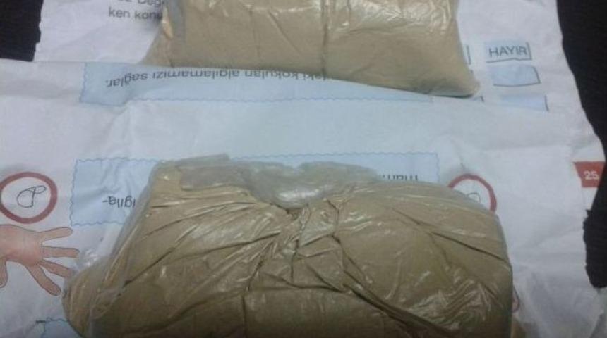 Beline Sardığı Eroinle Yakalandı