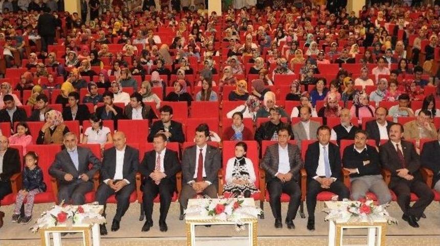 &Uuml;niversitede Kutlu Doğum &Ouml;zel Programı