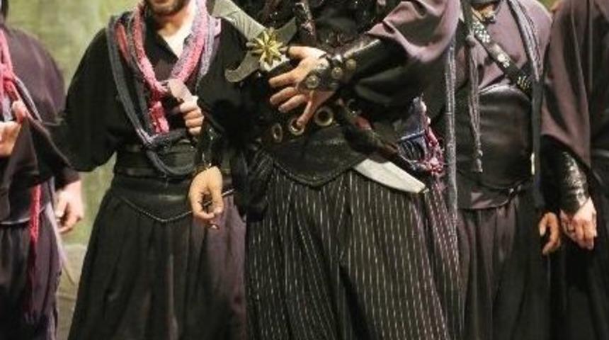 Ali Baba-40 Operası Nisan Ayında Da İzleyici İle Buluşuyor