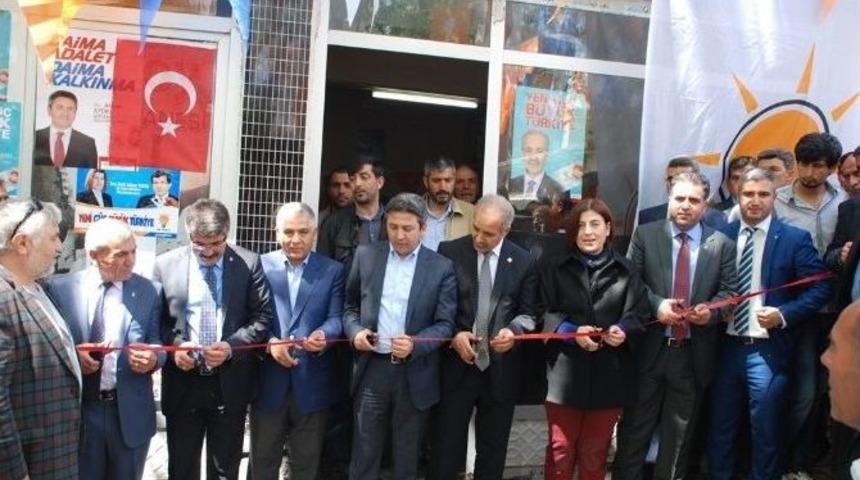 Ak Parti Gerger İl&ccedil;e Karargahının A&ccedil;ılışı Yapıldı