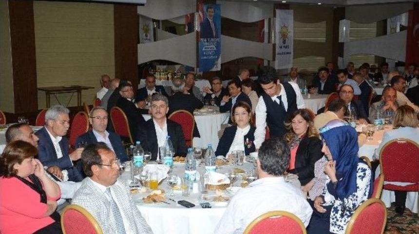 Ak Parti’den Birlik Yemeği