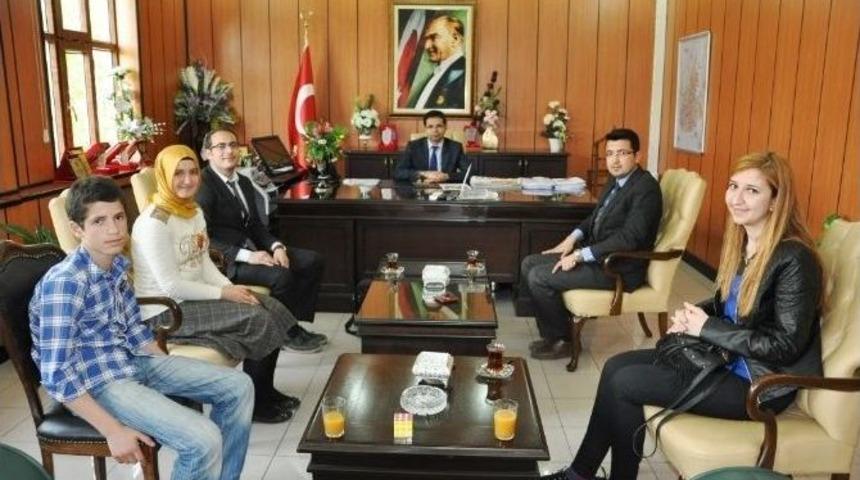 Sason Yolüstü Köyü Öğrencileri Milli Eğitim Müdürünü Ziyaret Etti