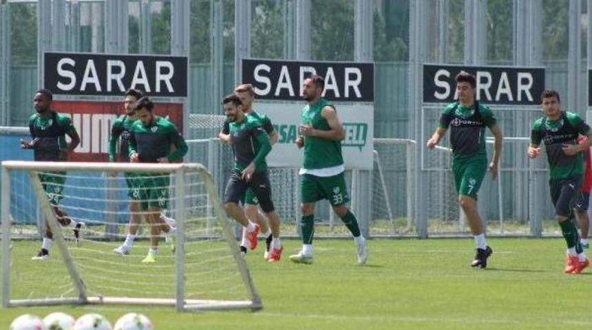 Bursaspor&rsquo;Da Kasımpaşa Hazırlığı S&uuml;r&uuml;yor
