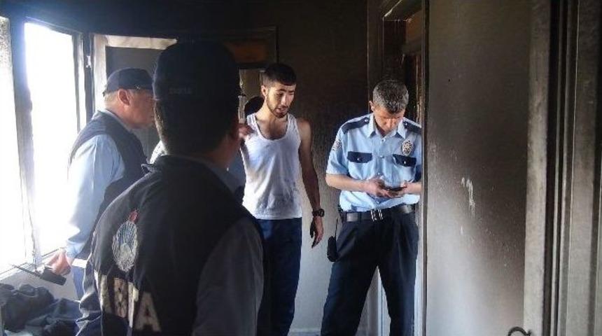 Şanlıurfa&rsquo;da Suriyelilerin Kaldığı Evde Yangın &Ccedil;ıktı