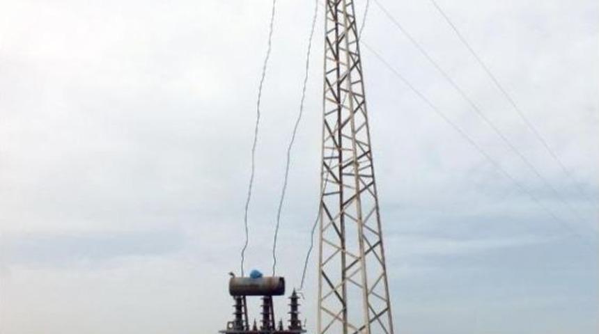 Dedaş, Batman'da Ka&ccedil;ak Mobil Trafo Ele Ge&ccedil;irdi