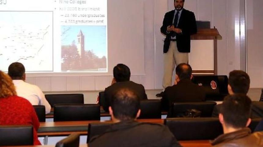 Yabancı Bilim Adamları, Er&uuml;&rsquo;Ye Hayran Kaldı