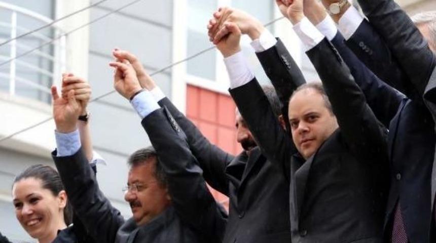 Bakan Kılı&ccedil;: &Ouml;nce Bir &Ccedil;atılardan Kurtulun