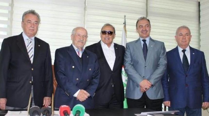 Bursaspor&rsquo;Da Mesut Mestan, Timur Noyan, Adaylık Başvurusunu Yaptı