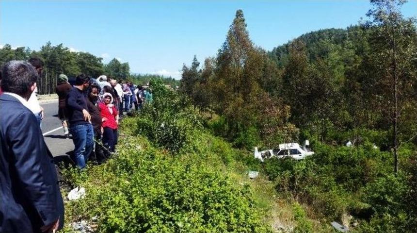 Ara&ccedil; U&ccedil;uruma U&ccedil;tu