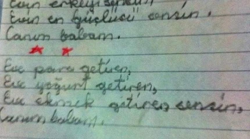 5 Aydır G&ouml;remediği Oğlunun Yazdığı Şiiri Paylaşıp Intihar Etti