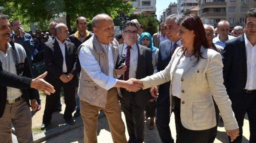 &Ccedil;er&ccedil;ioğlu, Perşembe Pazarını Gezdi