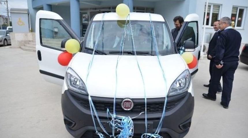 Belediyeden Emniyete Ara&ccedil; Hediyesi