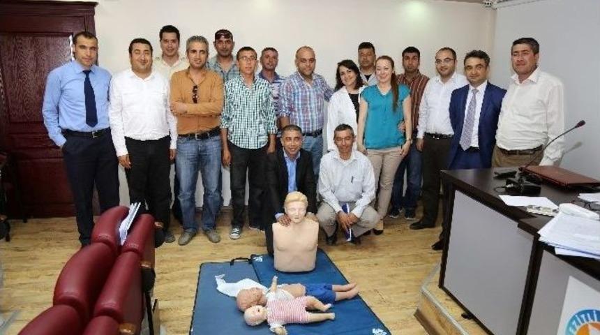 Mezitli Belediyesi Personeline &lsquo;temel İlkyardım Eğitimi&rsquo; Verildi