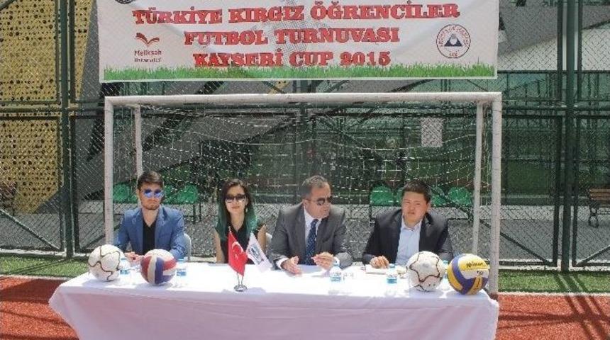 Kırgız T&uuml;rkleri Spor Turnuvası &Ouml;ncesi Basın Toplantısı Yapıldı