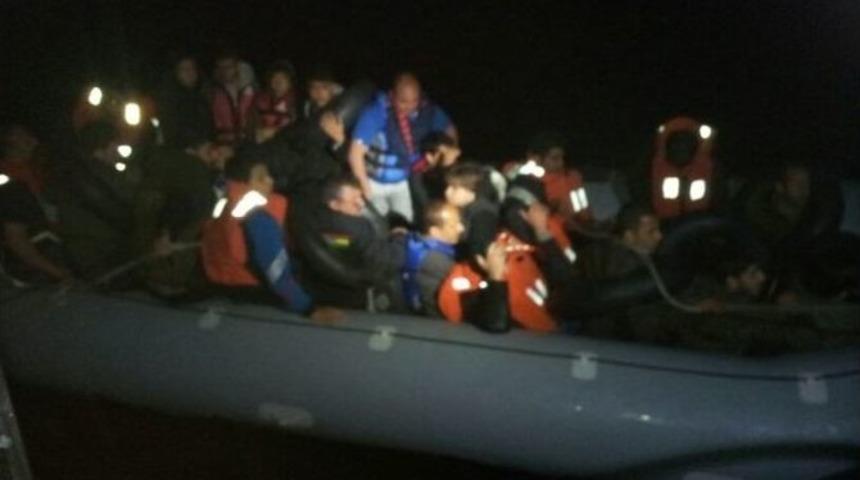 Ege Denizi&rsquo;nde G&ouml;&ccedil;men Faciası: 1 &Ouml;l&uuml;, 1 Kayıp