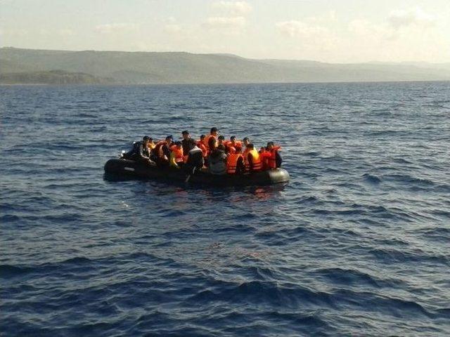 Ege Denizi’nde Göçmen Faciası: 1 Ölü, 1 Kayıp