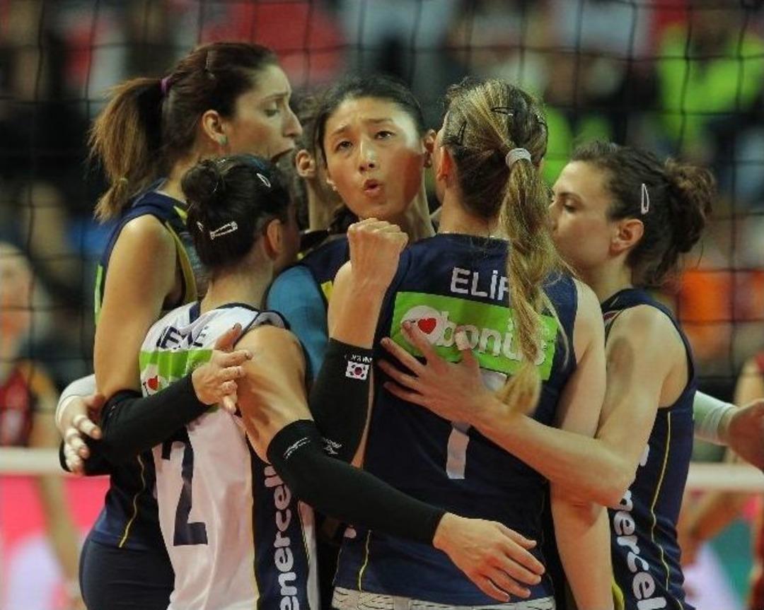 Kadınlar Voleybolda Şampiyon Fenerbah&ccedil;e Grundig