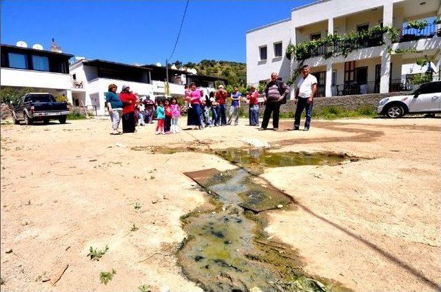 Bodrum İslamhaneleri Mahallesi’nde Pis Su Tepkisi