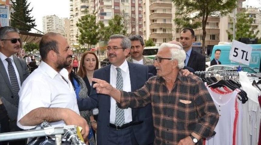 Ünüvar, Çarşı-pazar Gezdi