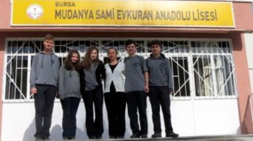 Mudanya Sami Evkuran Lisesi Adını Finale Yazdırdı