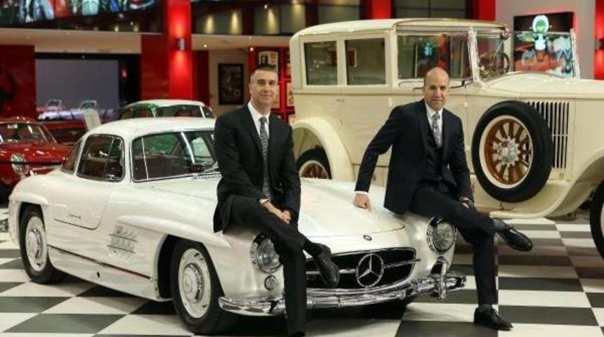 &Ouml;zg&ouml;rkeyler'den Klasik Otomobil M&uuml;zesi