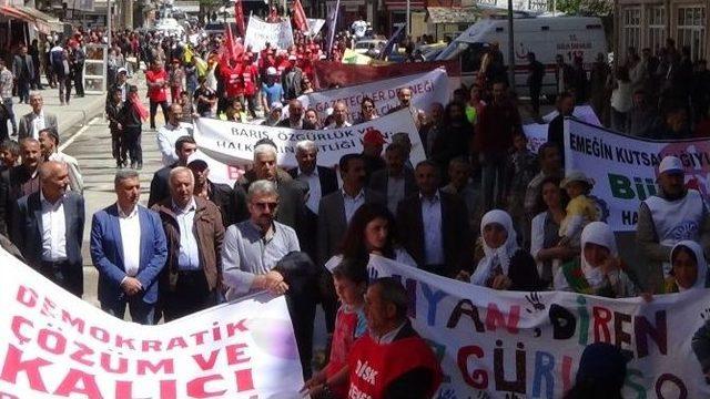 Hakkari’de 1 Mayıs Coşkusu