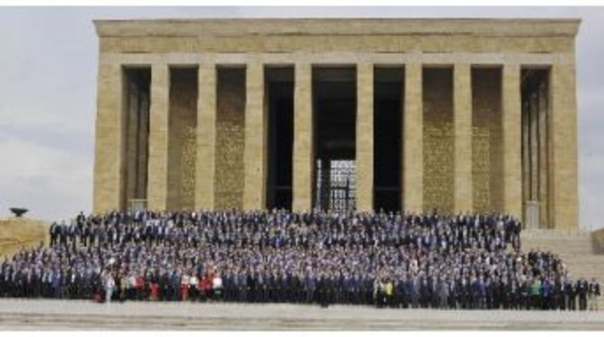 Tobb &Uuml;yleri Anıtkabir&rsquo;de