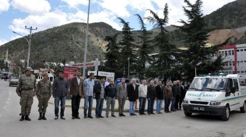 Uzman &Ccedil;avuş Kalbine Yenik D&uuml;şt&uuml;
