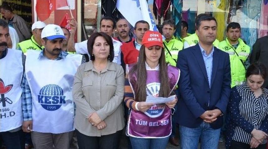 Y&uuml;ksekova&rsquo;da 1 Mayıs Kutlaması