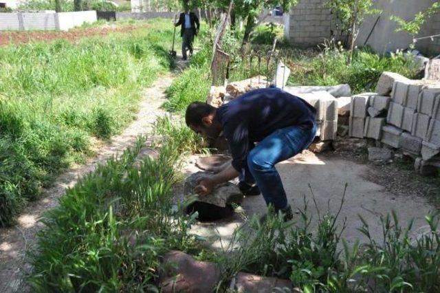 Adıyaman’Da Vatandaşlardan Kanalizasyon Eylemi