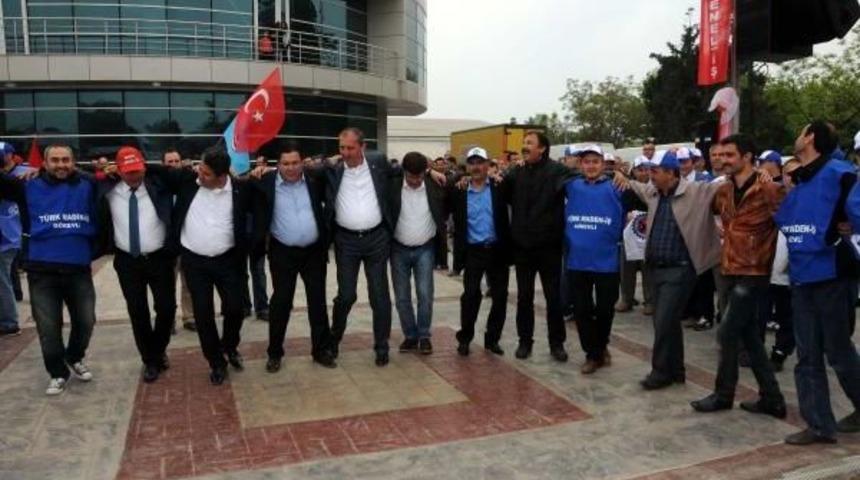 Biga'da 1 Mayıs Kutlandı