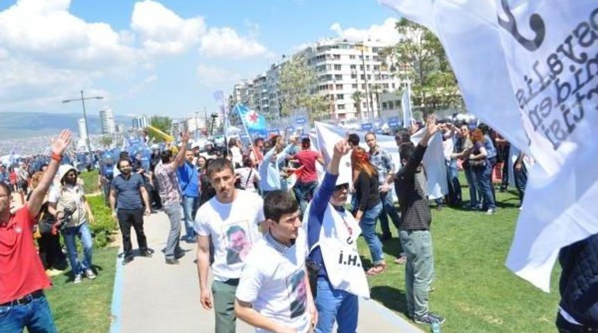İzmir G&uuml;ndoğdu Meydanı'nda 1 Mayıs Coşkusu