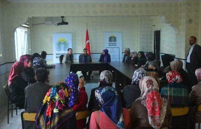 Ak Parti Milletvekili Adayları Işık Ve Usta Kadınhanı’da