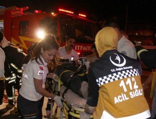 Otomobil Tır ın Altına Girdi: 3 &Ouml;l&uuml;, 3 Yaralı (2)- Yeniden 1