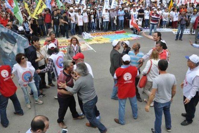 Denizli'deki Kutlamalarda Slogan Gerginliği