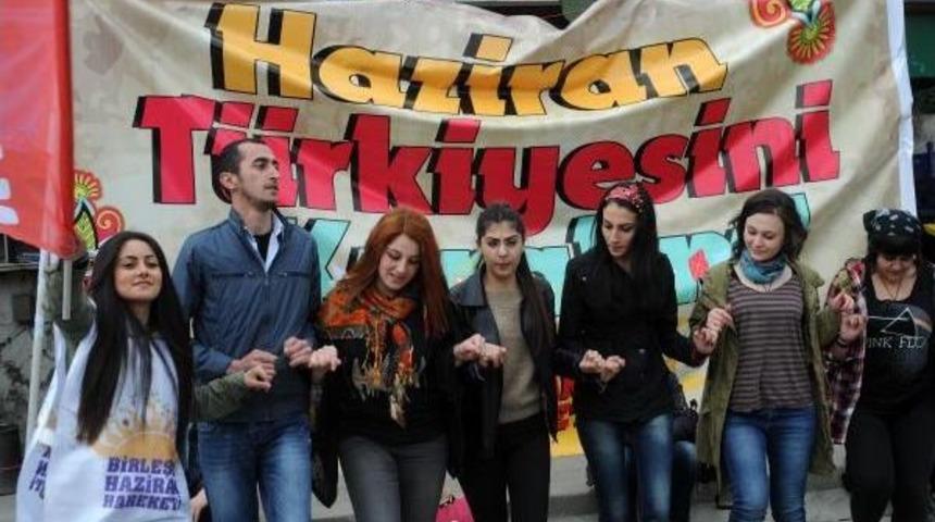 Giresun&rsquo;Da 1 Mayıs Kutlamasında Add Alanı Terk Etti