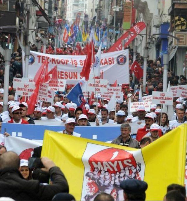 Giresun’Da 1 Mayıs Kutlamasında Add Alanı Terk Etti