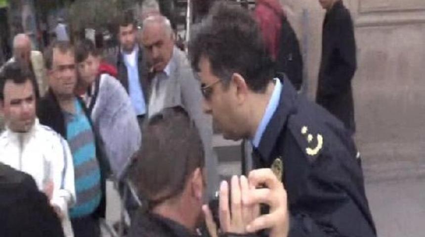 1 Mayıs Kutlamasında Gazeteciye Polis Şiddeti