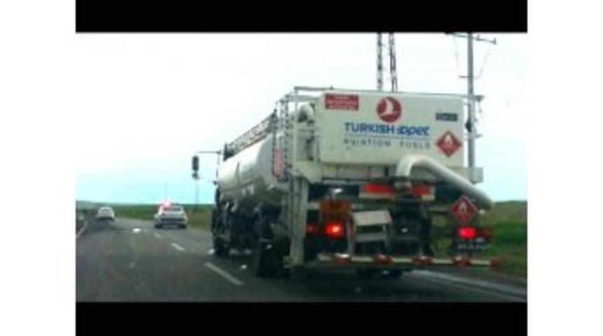 Davutoğlu: Yeni Anayasa Ile Sistemi Değiştirmeye Var Mısınız? (3)