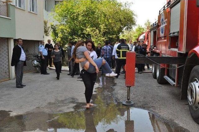 Manavgat’ta Ev Yangını 1