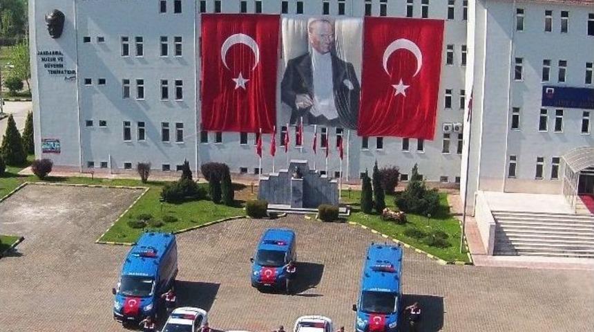 D&uuml;zce Jandarma G&uuml;c&uuml;ne G&uuml;&ccedil; Kattı