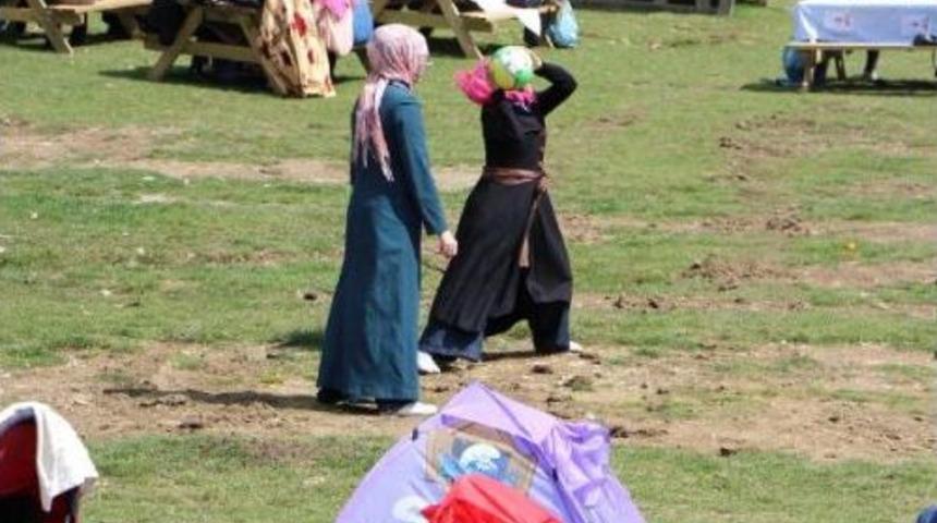 Abant'ta Piknik Sezonu A&ccedil;ıldı