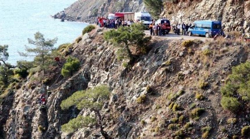 U&ccedil;urum Kıyısında Asılı Kaldı, Kalp Masajıyla Hayata D&ouml;nd&uuml;r&uuml;ld&uuml;