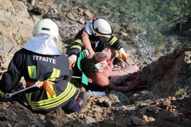 U&ccedil;urum Kıyısında Asılı Kaldı, Kalp Masajıyla Hayata D&ouml;nd&uuml;r&uuml;ld&uuml; 2