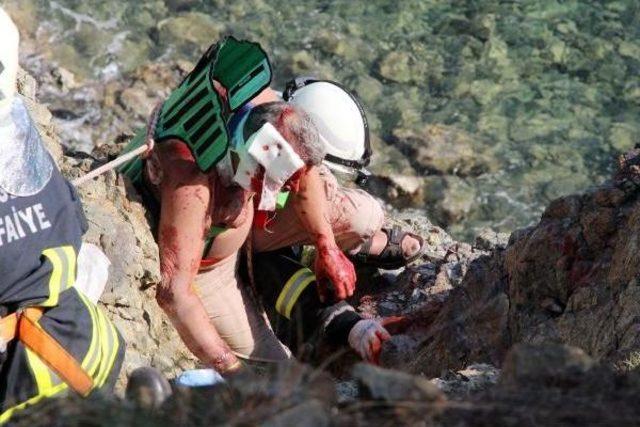 U&ccedil;urum Kıyısında Asılı Kaldı, Kalp Masajıyla Hayata D&ouml;nd&uuml;r&uuml;ld&uuml; 3