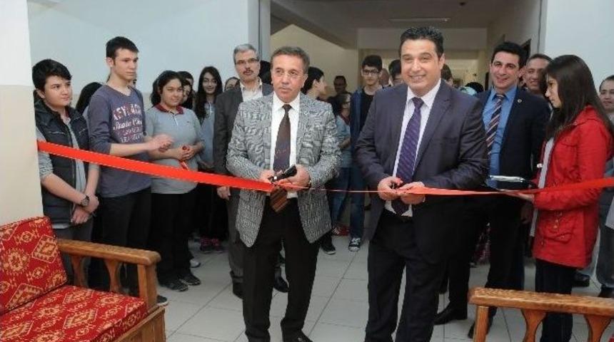 Başkan &Ccedil;etin, Pursaklar Fen Lisesi&rsquo;nin Okuma Salonunun A&ccedil;ılışını Yaptı